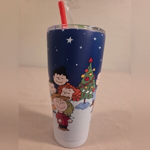 PEANUTS TUMBLER WITH THE GANG SURROUNDING THE CHRISTMAS TREE